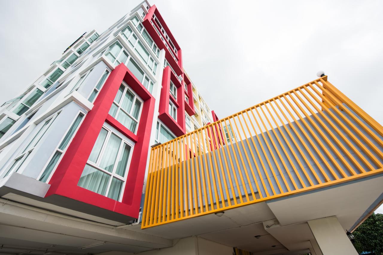 Backpacker Street Airport Place Nai Yang Екстер'єр фото